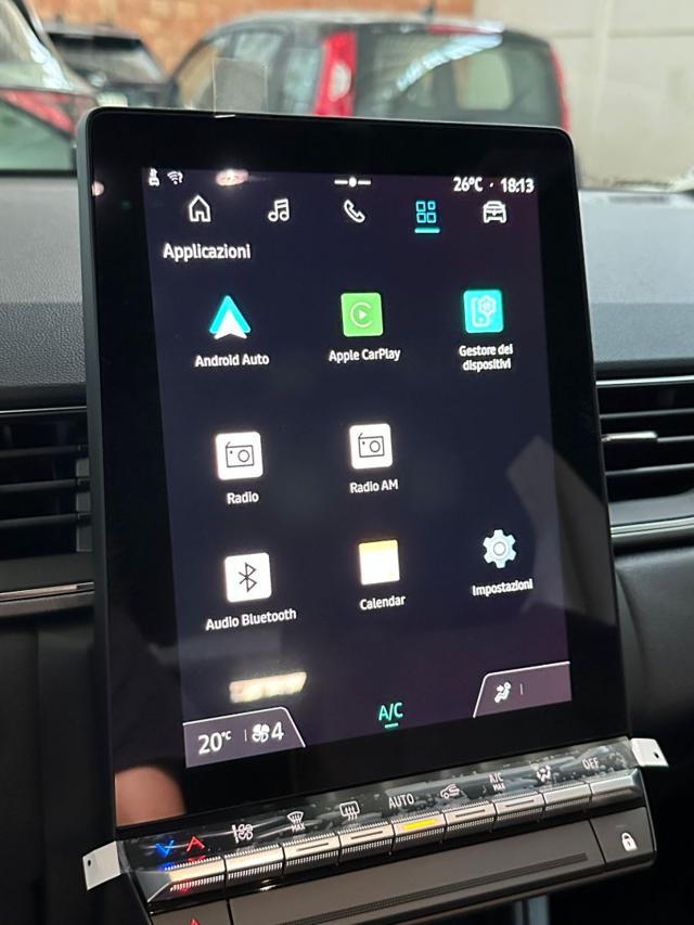 RENAULT Captur usata, con USB