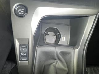 PEUGEOT 308 usata, con Volante in pelle