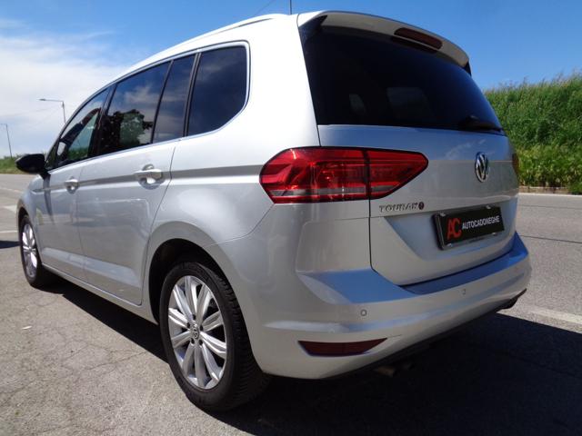 VOLKSWAGEN Touran usata, con Boardcomputer