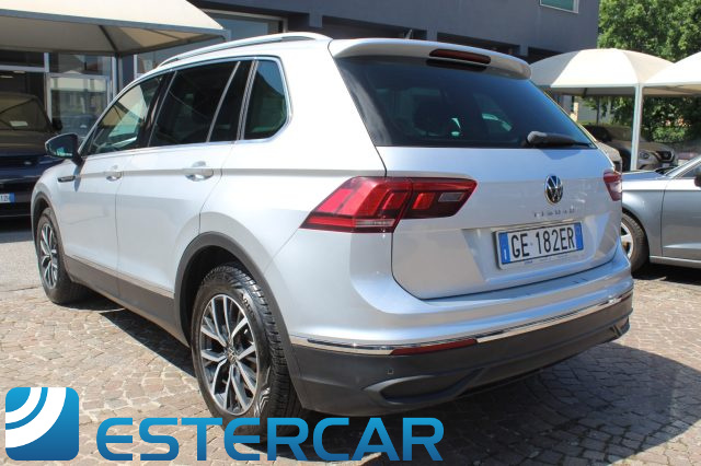 VOLKSWAGEN Tiguan usata, con Autoradio digitale