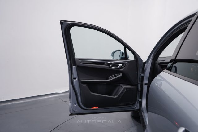 PORSCHE Macan usata, con Climatizzatore