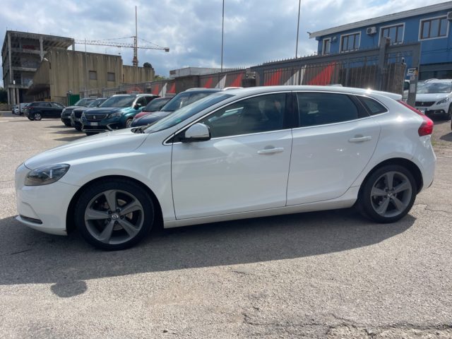 VOLVO V40 usata 0