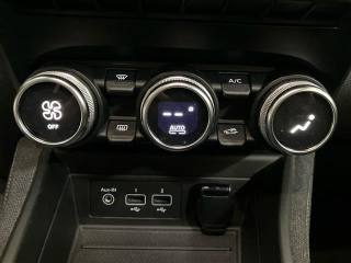 RENAULT ZOE usata 18