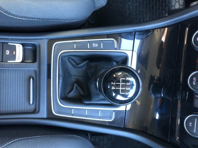 VOLKSWAGEN Golf usata, con Interni in pelle