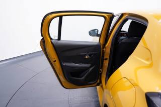 PEUGEOT 208 usata, con Bluetooth