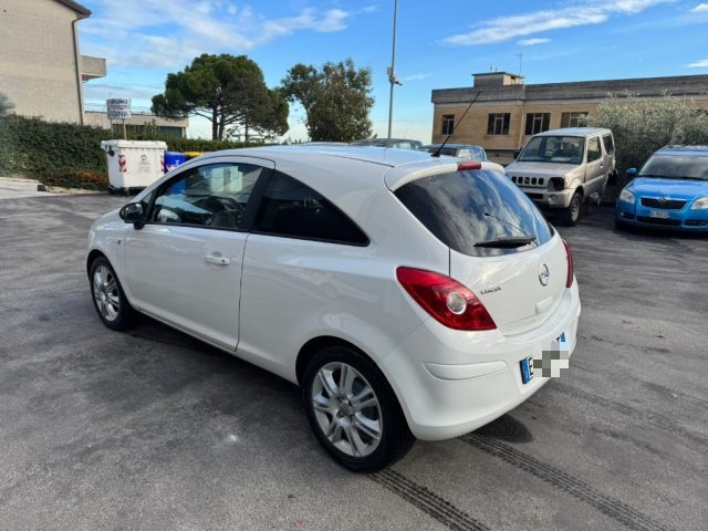 OPEL Corsa usata, con Airbag Passeggero