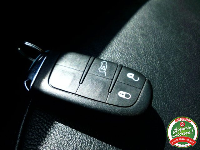 JEEP Compass usata, con Volante in pelle