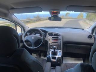 PEUGEOT 5008 usata, con Immobilizzatore elettronico