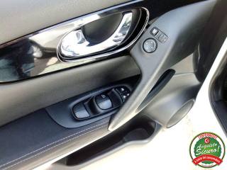 NISSAN Qashqai usata, con Lettore CD
