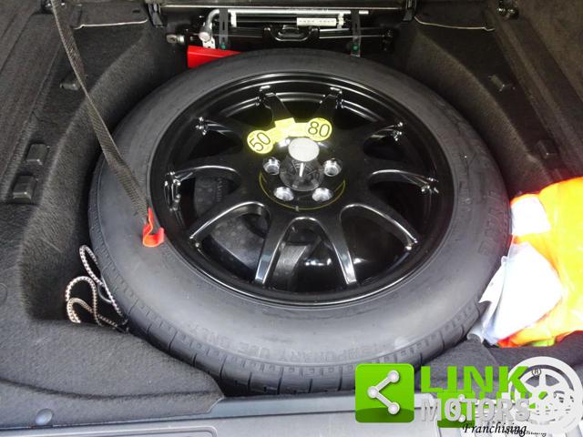 LAND ROVER Range Rover Sport usata, con Interni in pelle