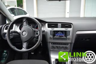 VOLKSWAGEN Golf usata, con Autoradio