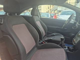 OPEL Corsa usata, con Controllo automatico clima