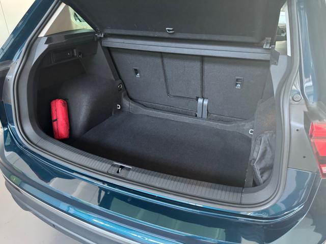 VOLKSWAGEN Tiguan usata, con Autoradio