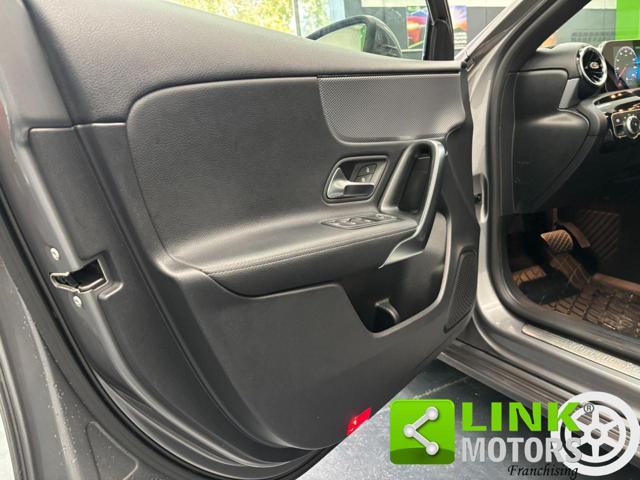 MERCEDES-BENZ A 180 usata, con Park Distance Control