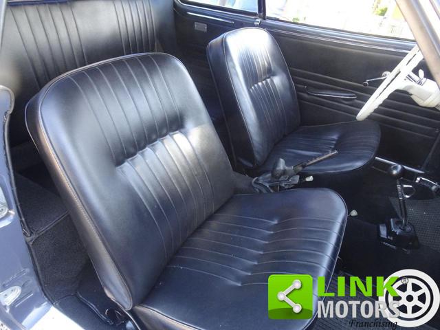 VOLKSWAGEN Karmann Ghia usata 22