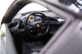FERRARI SF90 usata 33