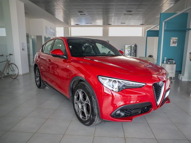 ALFA ROMEO Stelvio usata, con Cerchi in lega