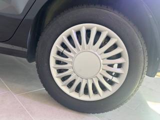 VOLKSWAGEN Polo usata 9