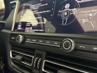 PORSCHE Macan usata, con Fari LED