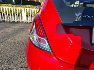 LANCIA Ypsilon usata, con MP3