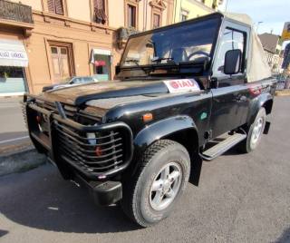 LAND ROVER Defender usata, con Gancio traino