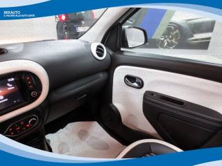 RENAULT Twingo usata, con Controllo automatico clima