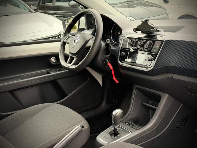 VOLKSWAGEN up! usata, con Bluetooth
