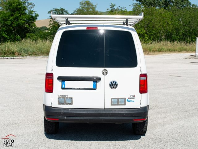 VOLKSWAGEN Caddy usata, con Autoradio