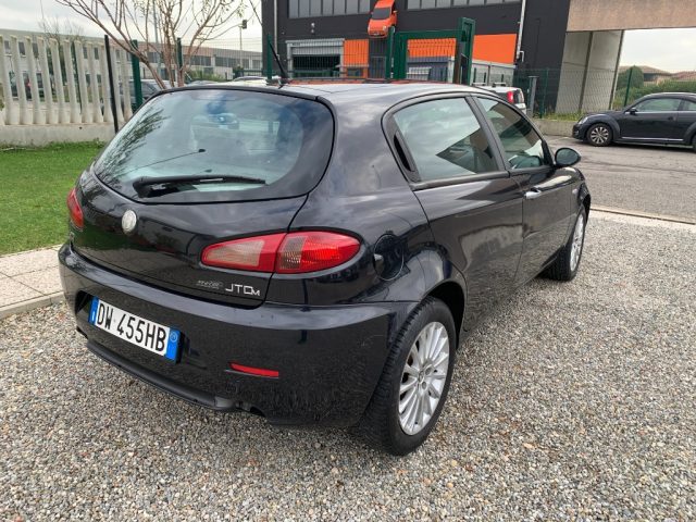 ALFA ROMEO 147 usata, con Alzacristalli elettrici