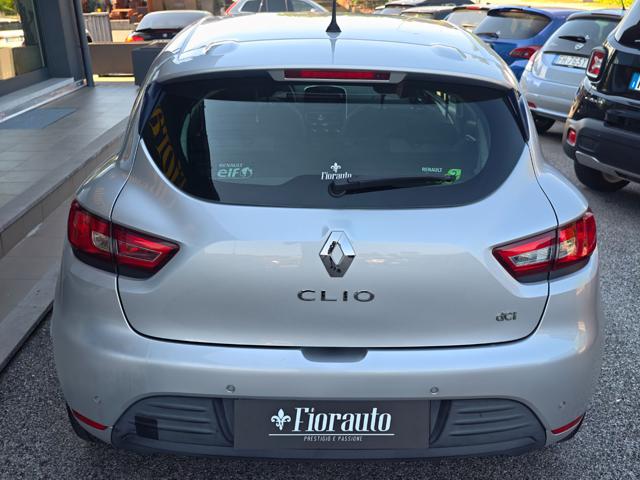RENAULT Clio usata, con Alzacristalli elettrici