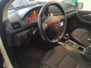 MERCEDES-BENZ A 180 usata, con Chiusura centralizzata