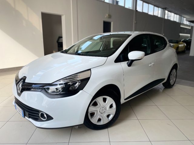 RENAULT Clio usata, con Airbag