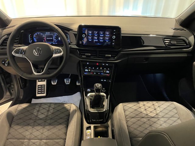 VOLKSWAGEN T-Roc usata, con Autoradio