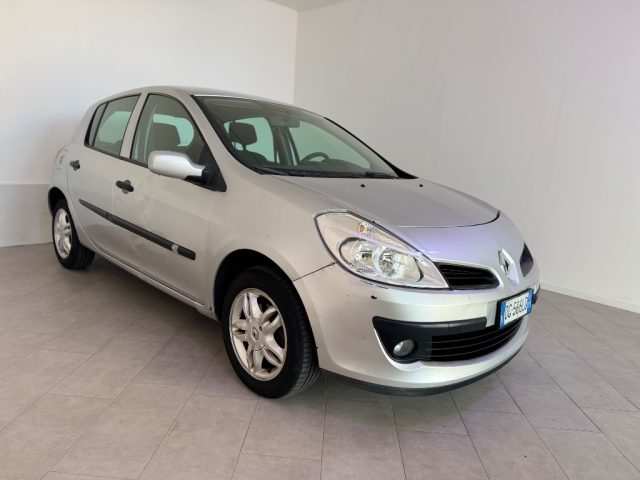 RENAULT Clio usata 1