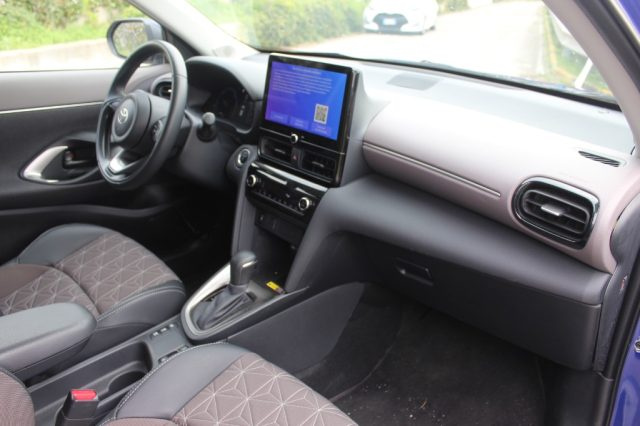 TOYOTA Yaris Cross usata, con ESP