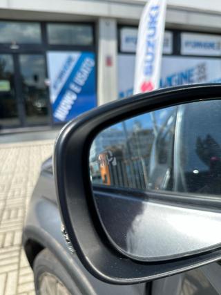 SUZUKI Ignis usata, con Autoradio