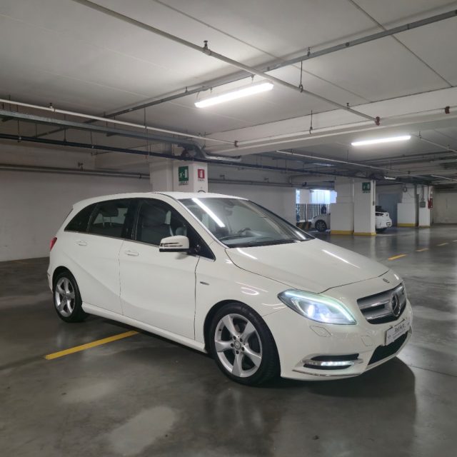 MERCEDES-BENZ B 200 usata, con Airbag laterali