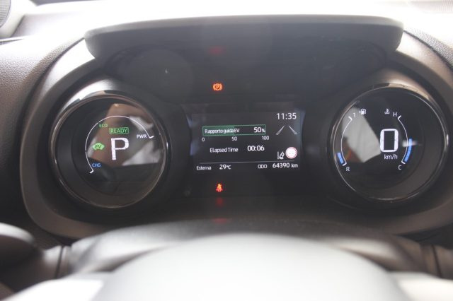 TOYOTA Yaris usata, con Controllo elettronico della corsia