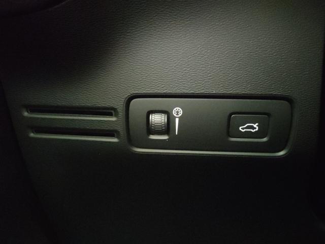 VOLVO XC40 usata, con Controllo automatico clima