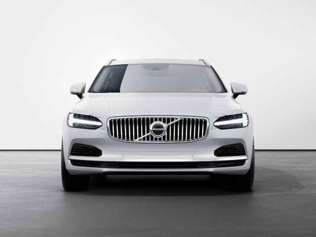 VOLVO V90 usata, con Alzacristalli elettrici