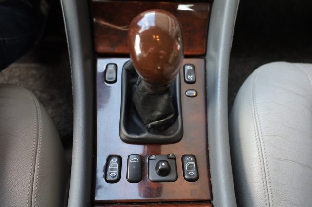 MERCEDES-BENZ CLK 200 usata 41