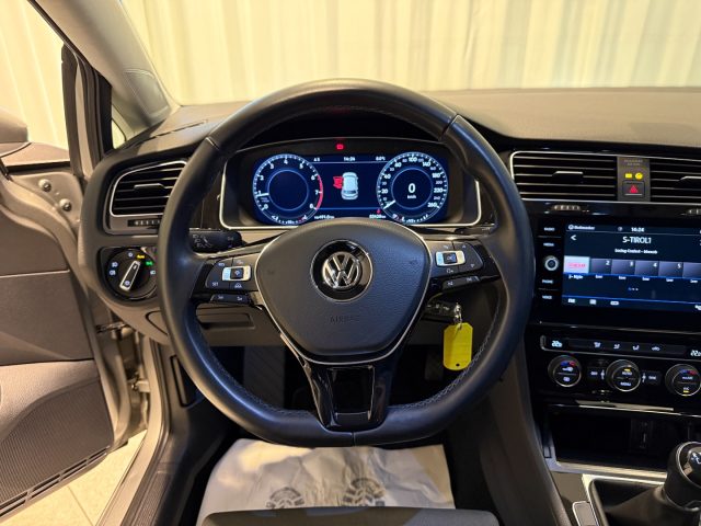 VOLKSWAGEN Golf usata, con Boardcomputer