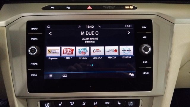 VOLKSWAGEN Passat usata 23