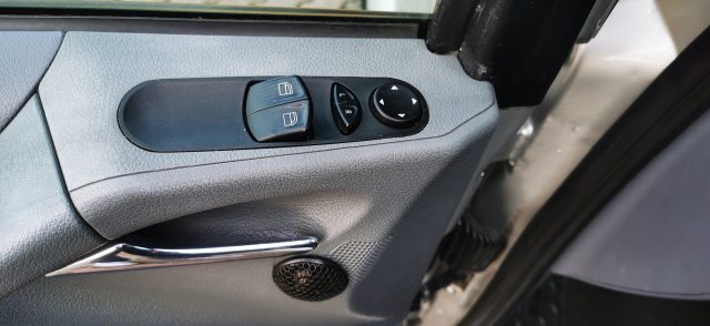 MERCEDES-BENZ Viano usata 26
