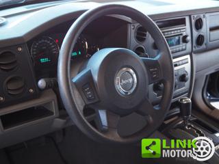 JEEP Commander usata 37