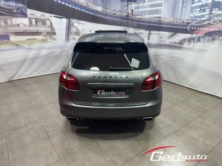 PORSCHE Cayenne usata, con Autoradio