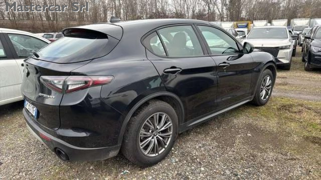 ALFA ROMEO Stelvio usata, con Alzacristalli elettrici