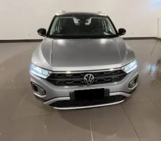 VOLKSWAGEN T-Roc usata, con Airbag