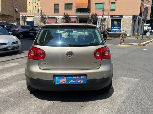 VOLKSWAGEN Golf usata, con Autoradio