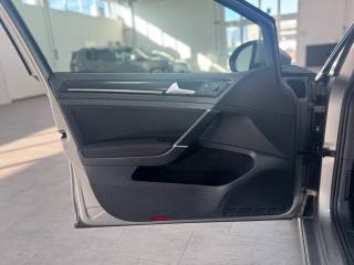 VOLKSWAGEN Golf usata, con Park Distance Control